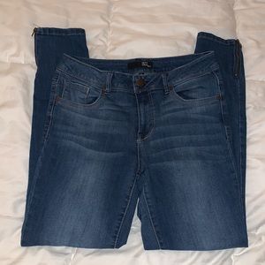 1822 Skinny Jean